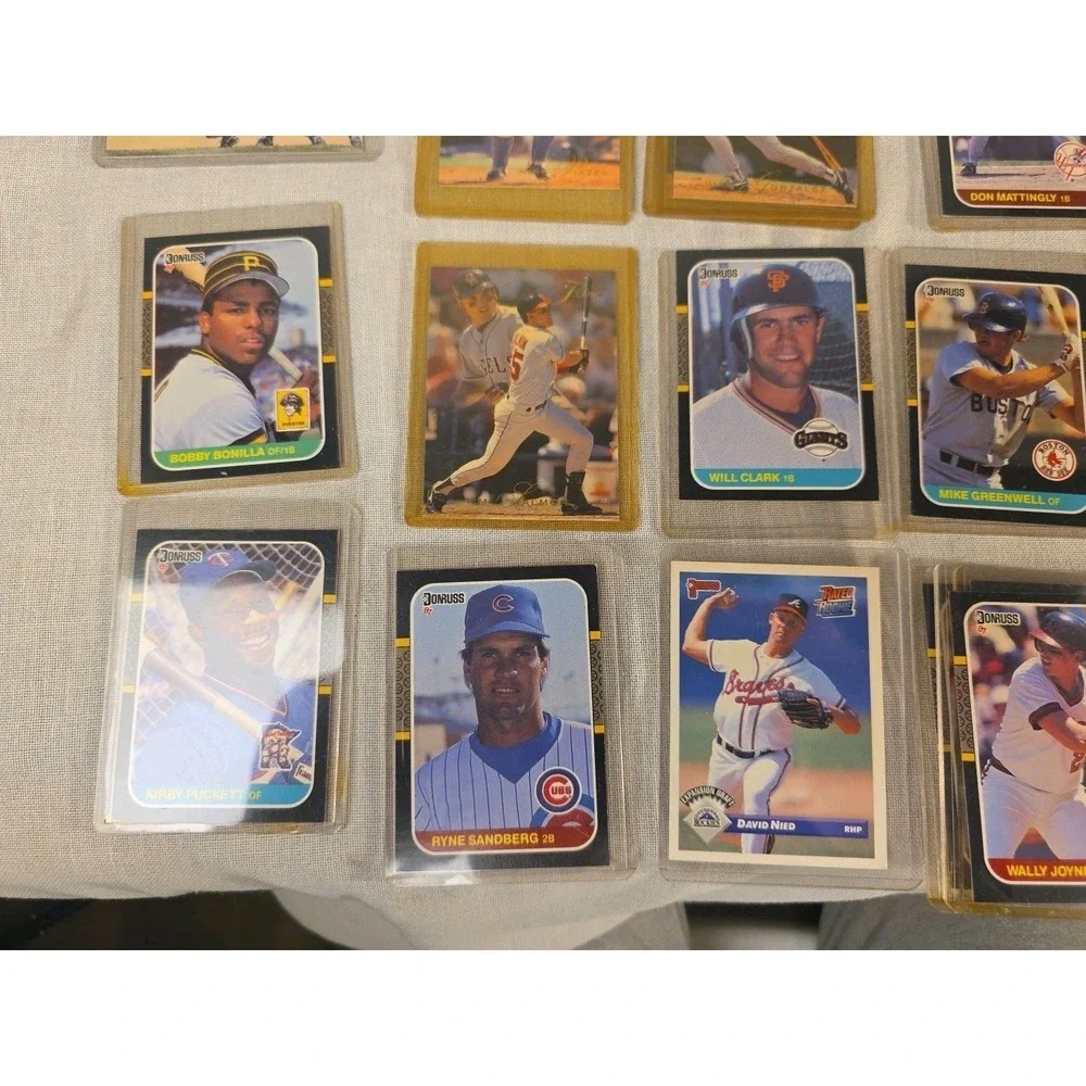 Donruss And Flair Baseball Cards In Penny Sleeve Top Loaders. Very Good...